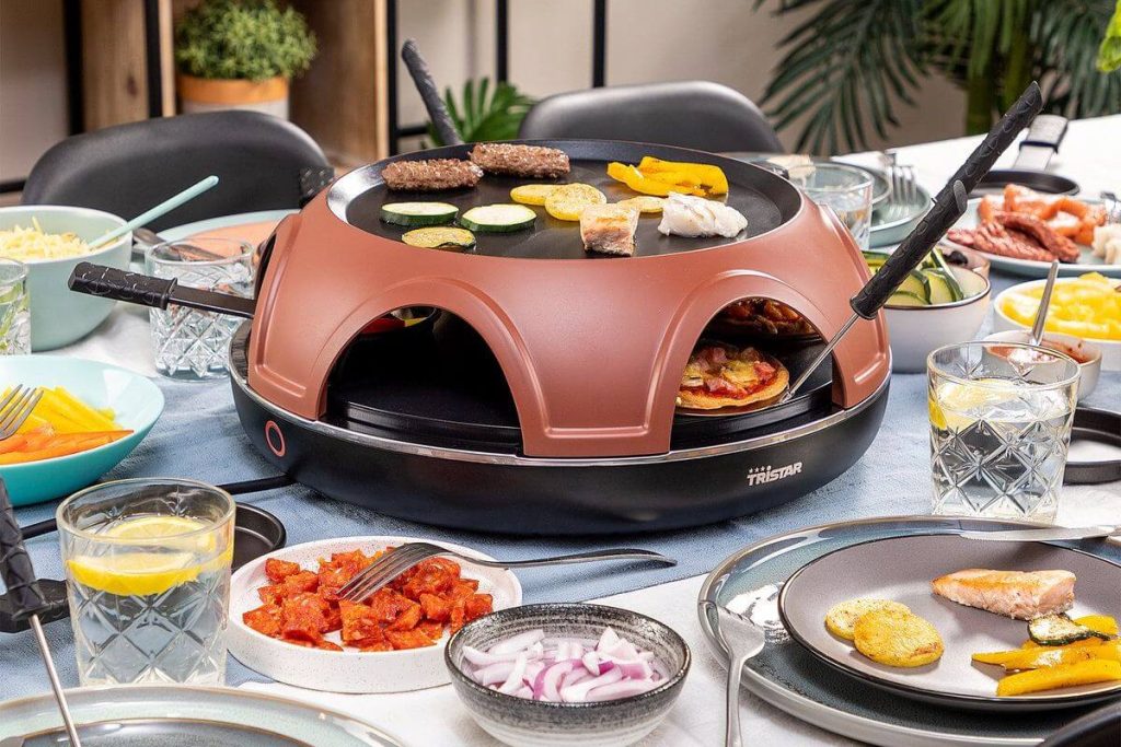  Pizzarette – “The World's Funnest Pizza Oven” – 6 Person Model  - Countertop Pizza Oven – Europe's Fav Tabletop Mini Pizza Oven Now  Available In The USA – Dual Heating Elements : Home & Kitchen